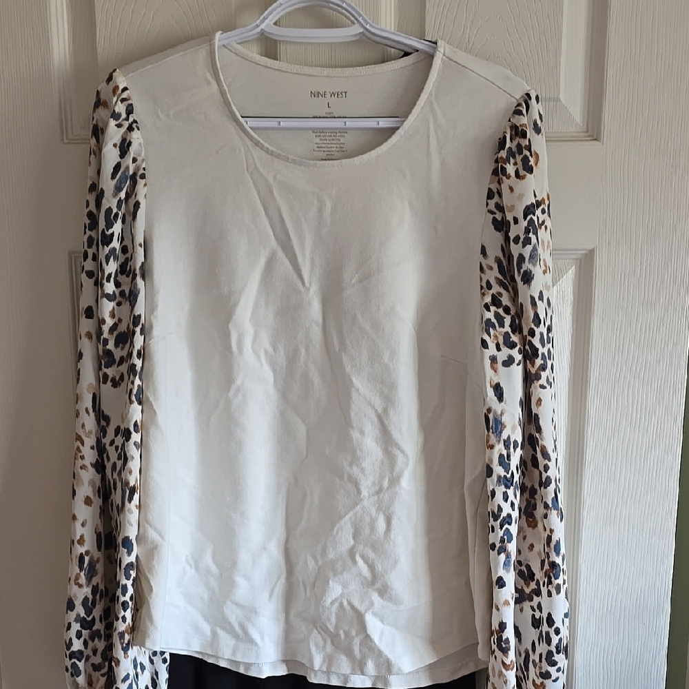Nine West Cream Leopard Print Women's Medium Top
